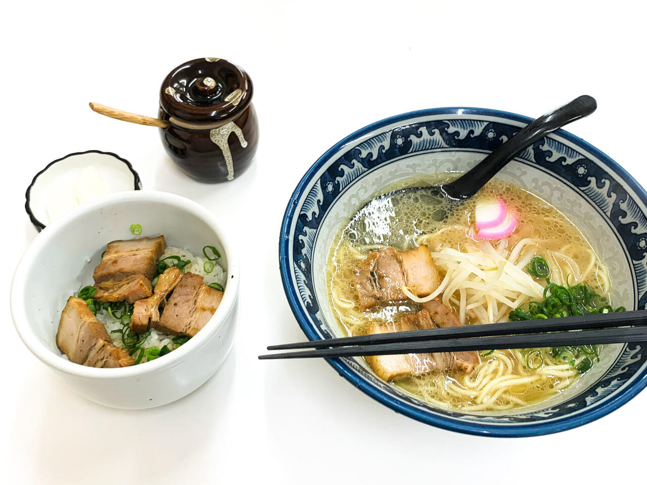 東門町にお店を構える「麺食堂とまと」は美味しくてお得なセットが人気のお店です!!