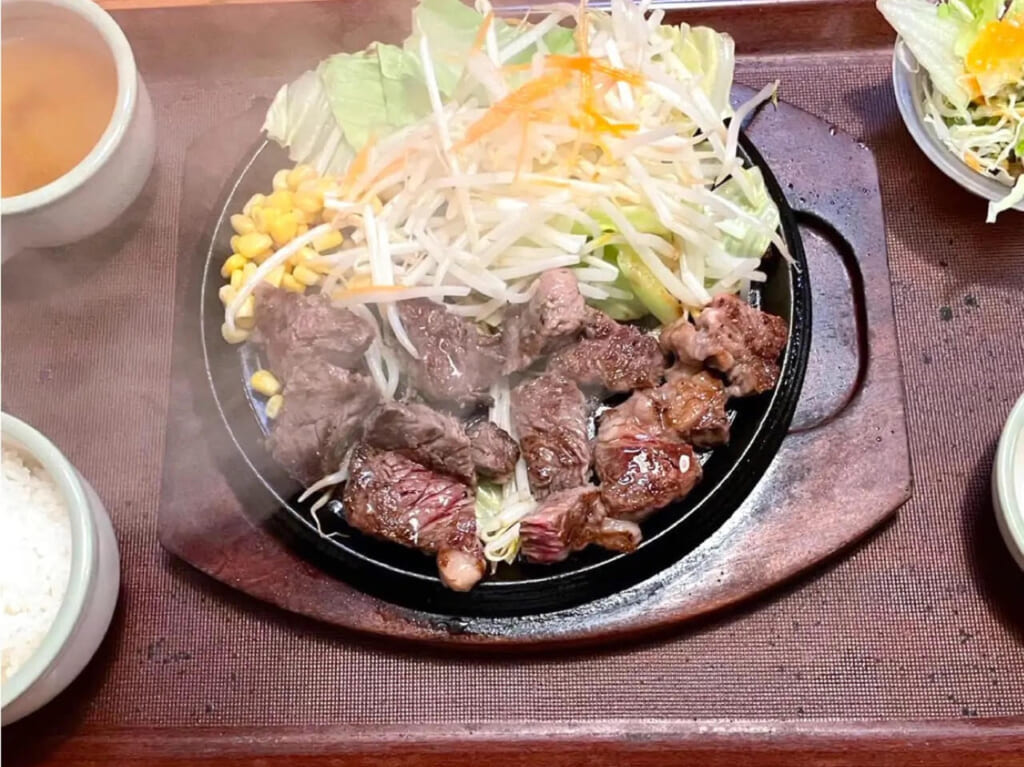 郷六ヶ内町の「ミスター・バーグ」にはスタミナ満点のメニューがたくさんありました!!