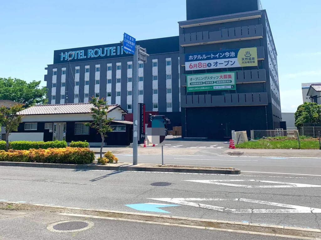 「Ville de Paris」ではお洒落な店内で美味しいランチやデザートが提供されていました!!