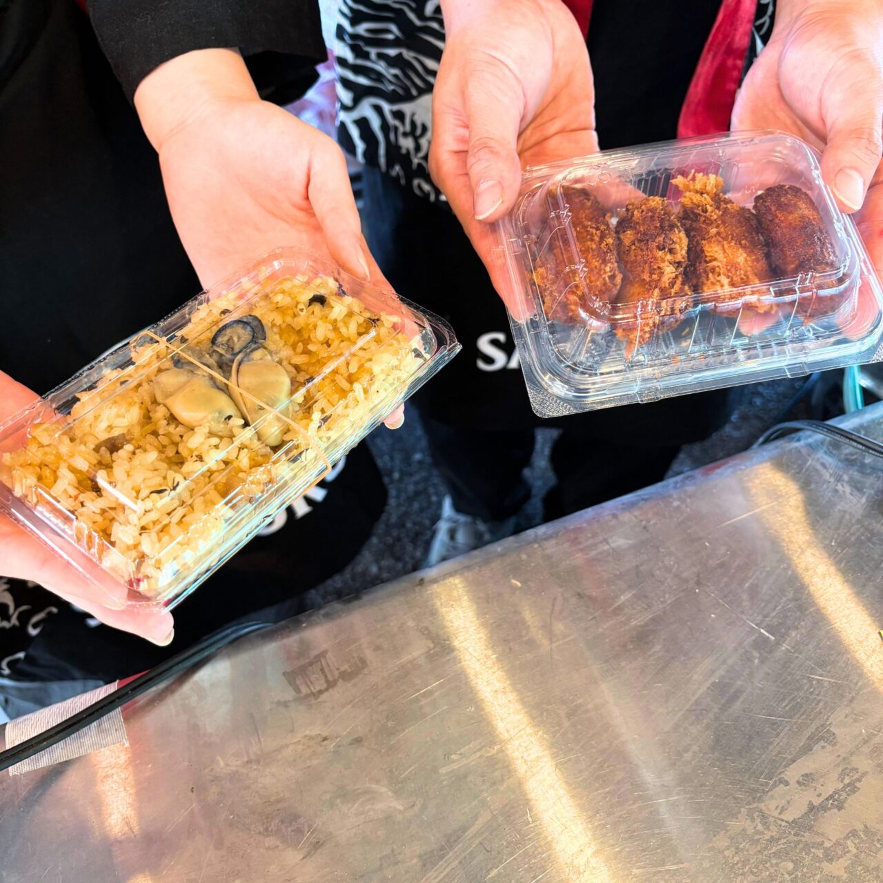 【今治市】宮城産の牡蠣を満喫! 「出張カキ小屋 牡蠣奉行」に行ってみました!