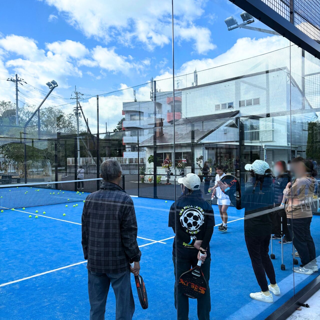 【今治市】日本トップレベルの選手たちが集結! パデルビスタ今治の「オープニングフェスタ」を体験!