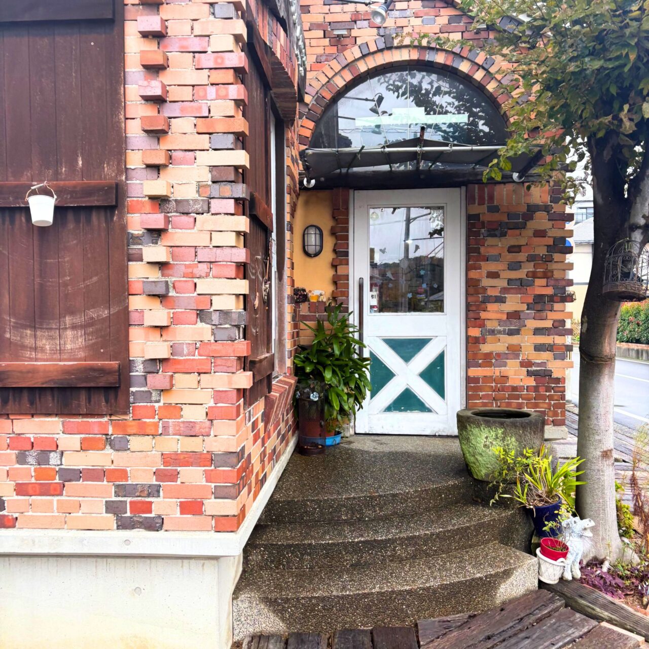 【今治市】充実したお昼ご飯を堪能。「コスタメサ」の日替わりランチ