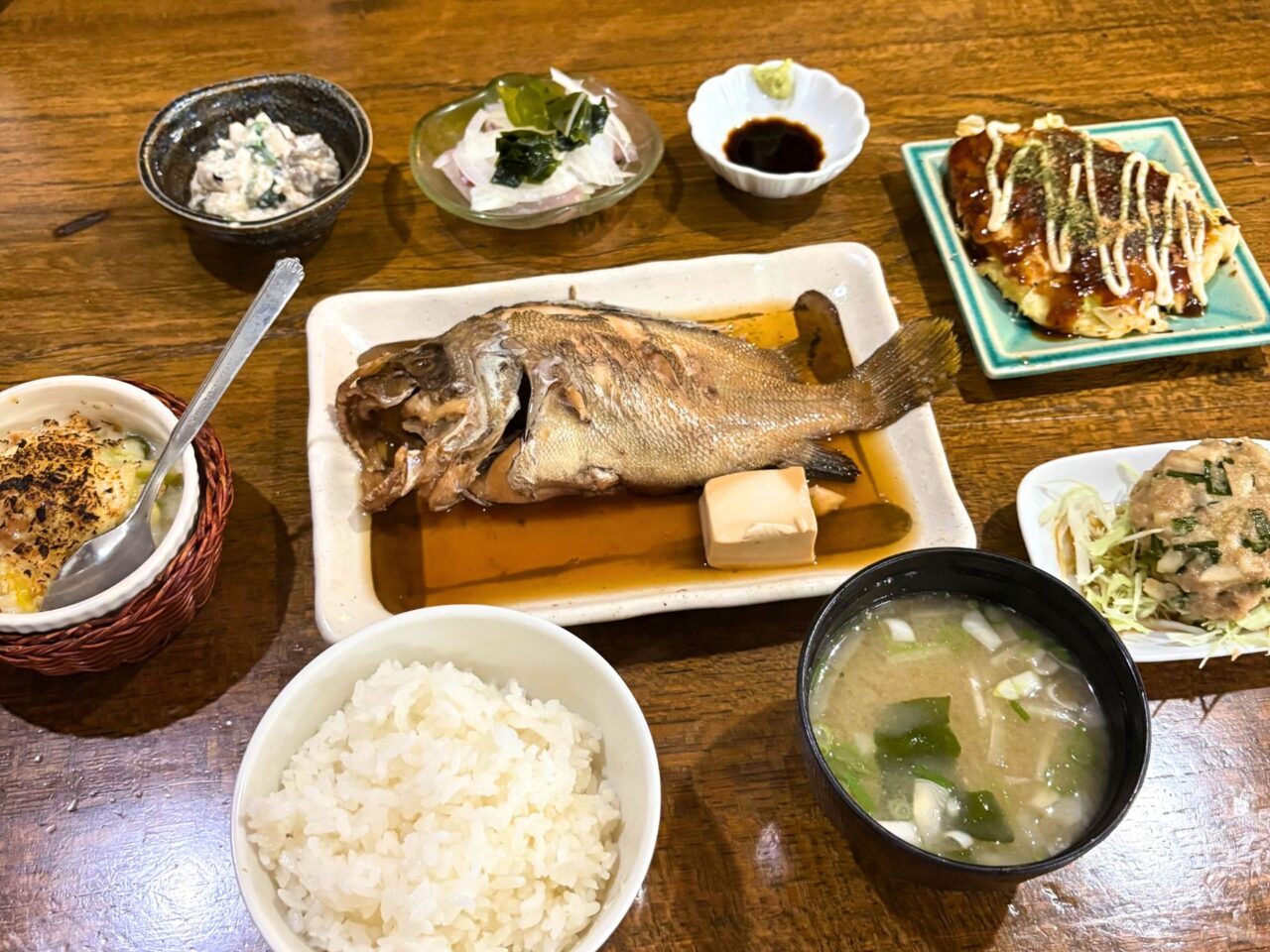 【今治市】充実したお昼ご飯を堪能。「コスタメサ」の日替わりランチ