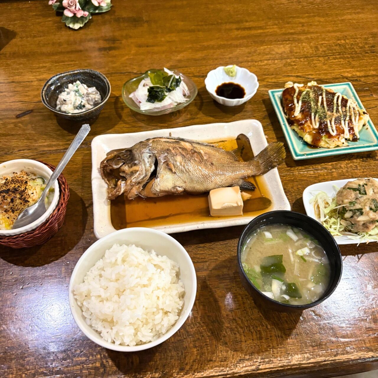 【今治市】充実したお昼ご飯を堪能。「コスタメサ」の日替わりランチ