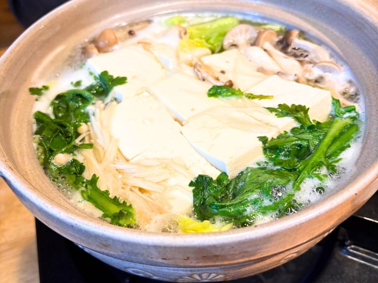 【今治市】寒い冬にはピッタリ! 北鳥生町の「旬彩酒房わらじ」の湯豆腐。