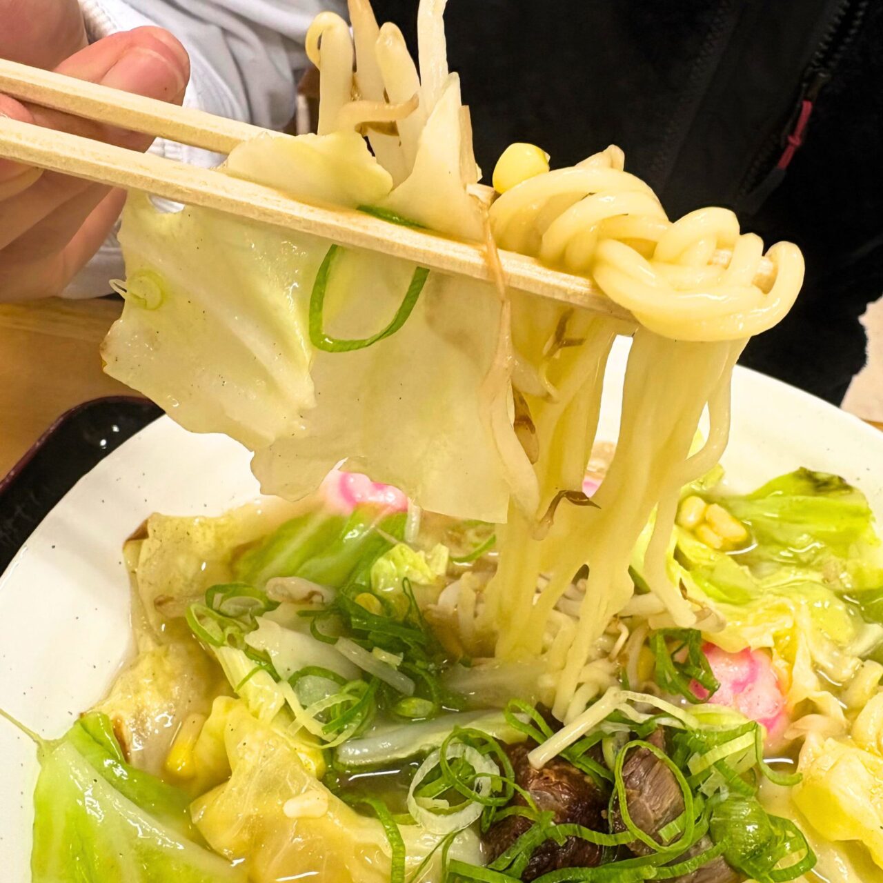 【今治市】1月はほたてバター塩ラーメン! 伯方島の道の駅「マリンオアシスはかた」の月間限定ラーメンをご紹介