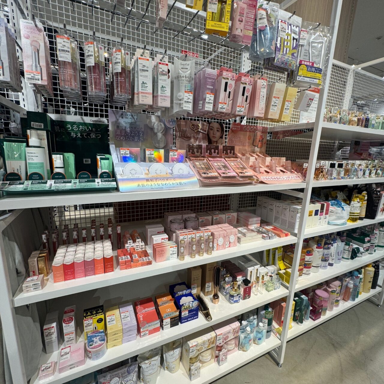 【今治市 】愛媛初出店！オフプライスストア「Luck Rack（ラックラック）」がイオンモール今治新都市に登場!