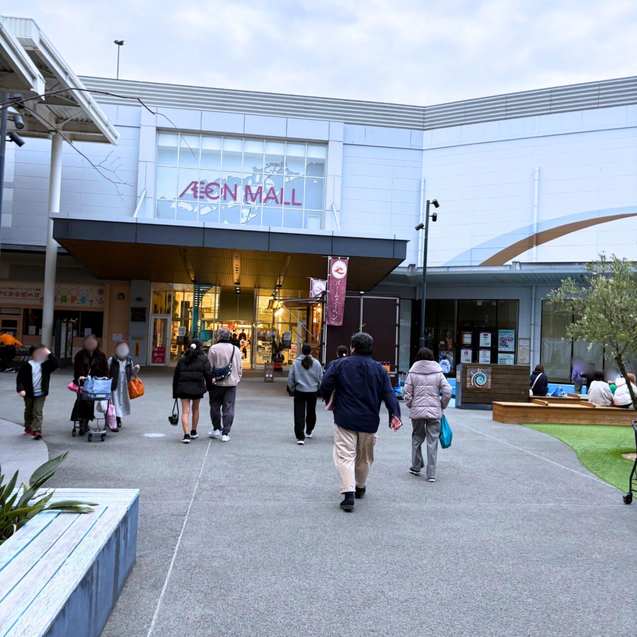 【今治市】最安値0円! イオンモール今治新都市で開催されている「ツルオカクロージングストア」についてご紹介