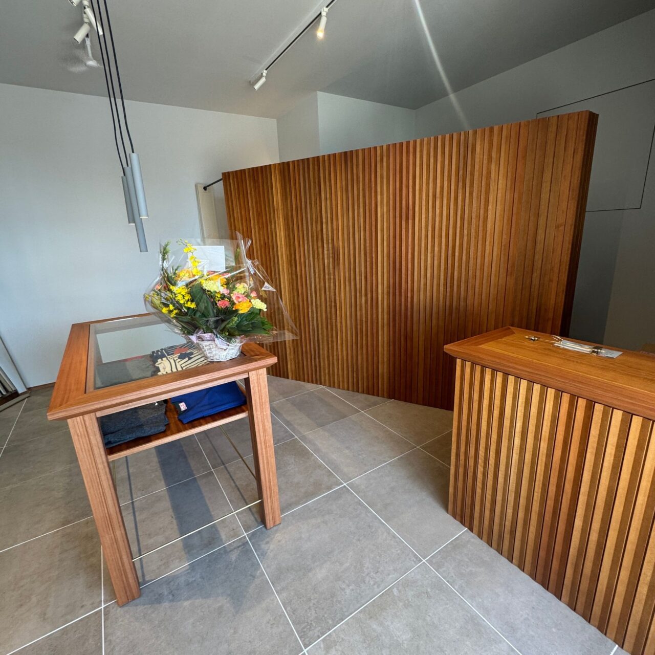 【今治市】「reverbere（レヴェール）」が12月9日オープン。綺麗めカジュアルなセレクトショップ