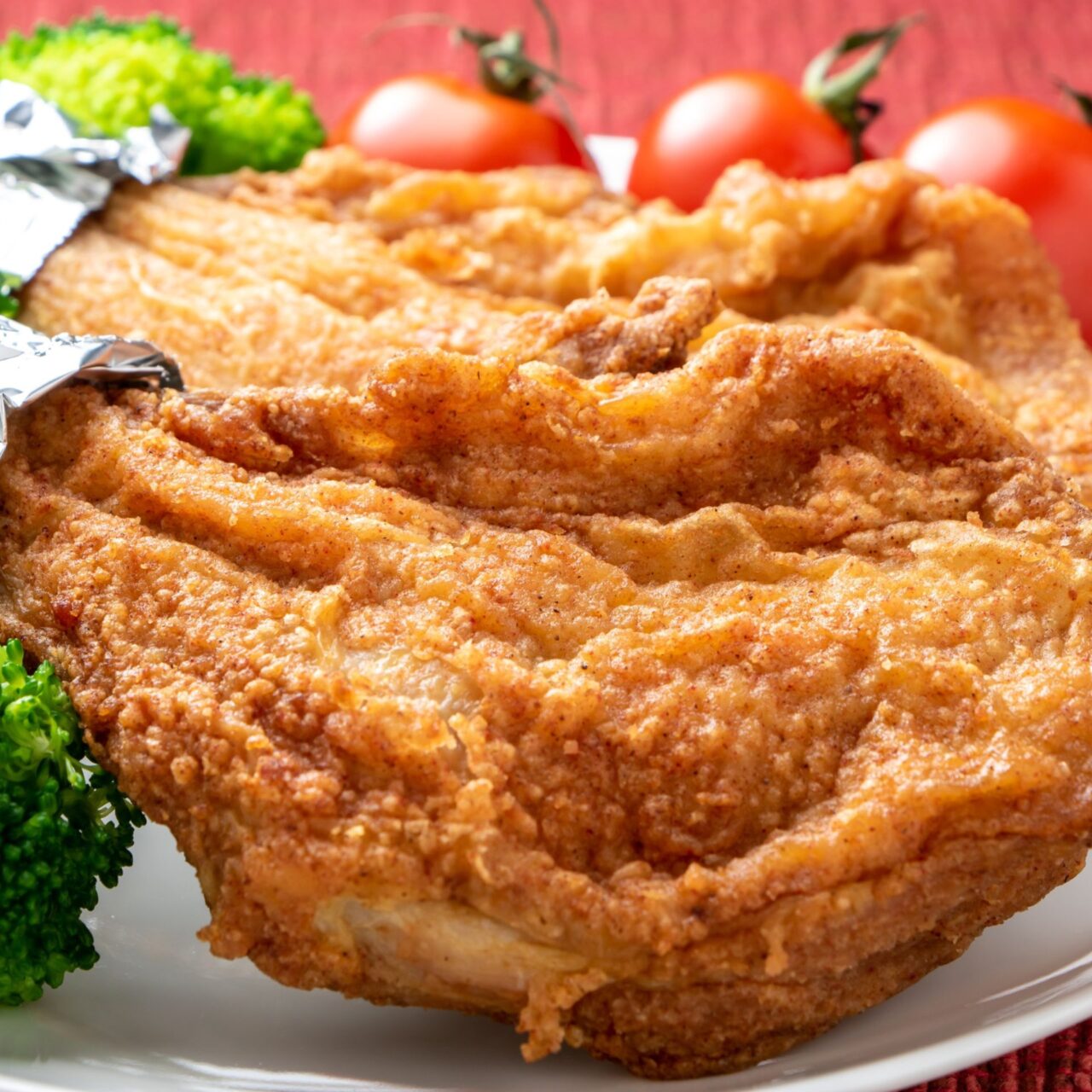 【今治市】クリスマスチキンが数量限定で無料配布! ワールドプラザで開催される「クリスマスマーケット」をご紹介!