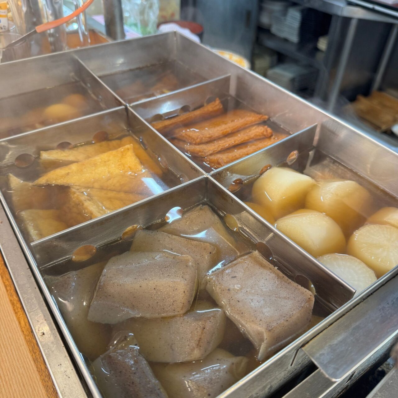 【今治市】魚河岸ごはん 20周年を迎える「矢野鮮魚」が手がけるセルフ食堂の魅力