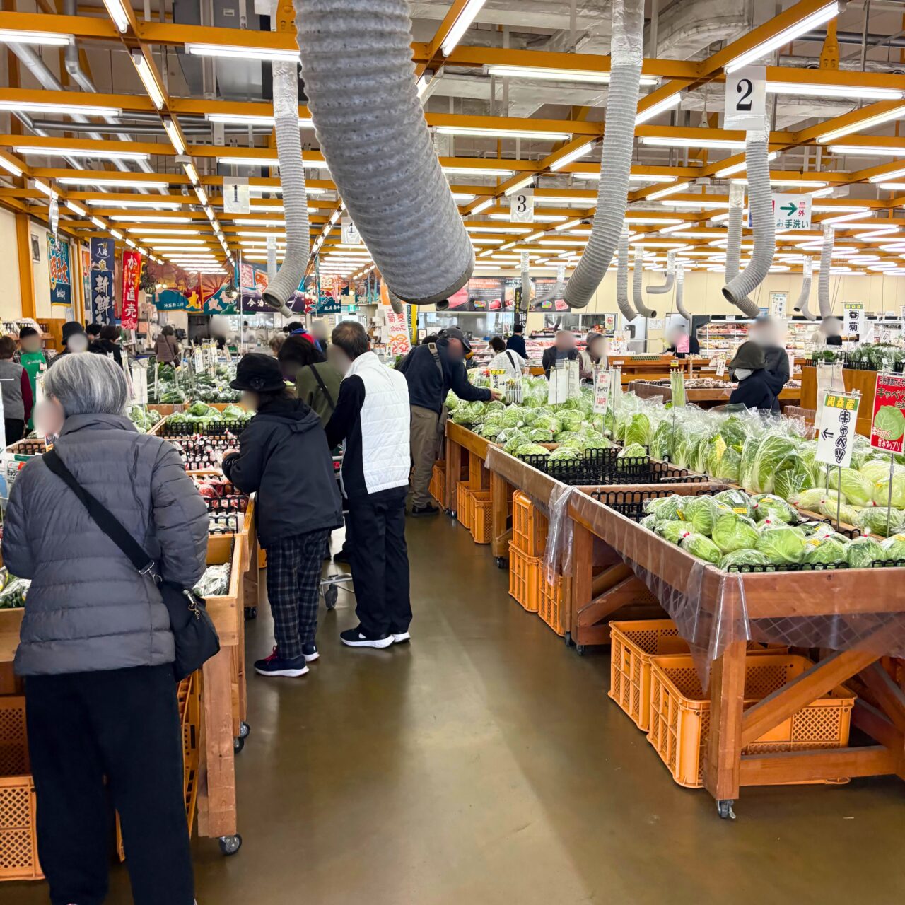 【西条市】四国でも最大級の直販所「周ちゃん広場」で節分に向けた恵方巻きの予約が始まっていました