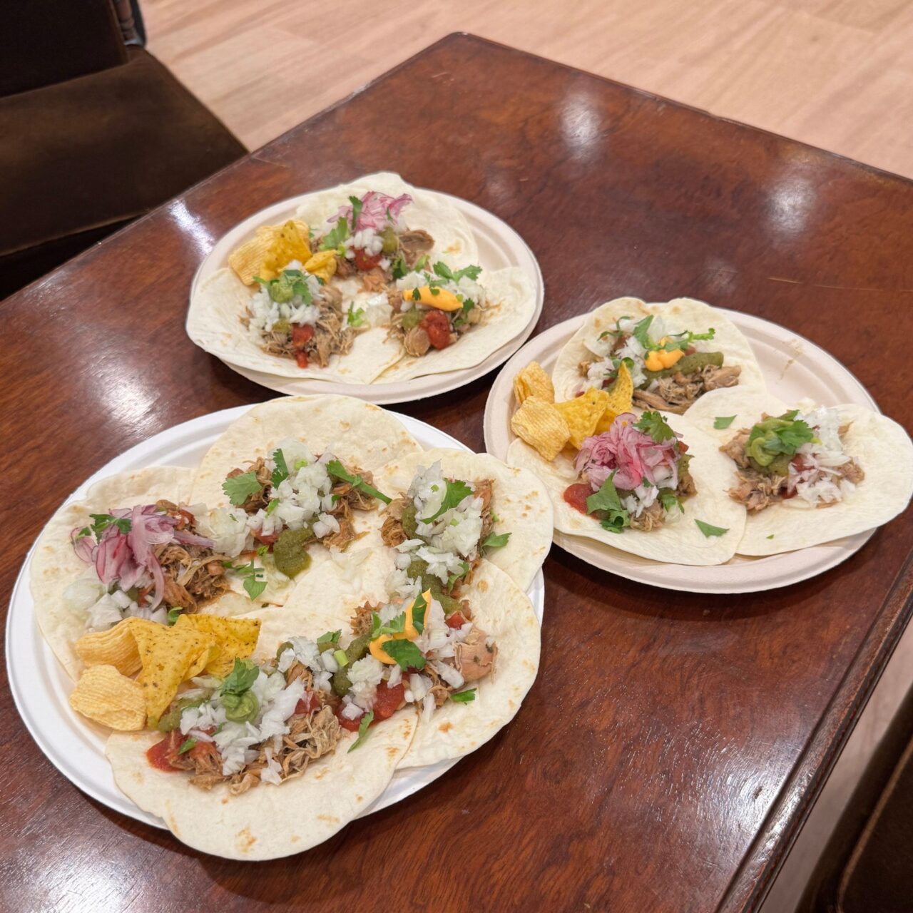 【今治市】毎月2回だけの限定オープン! タコス専門店の「ilL TACOS(イルタコス)」くろごま団地にやってきた