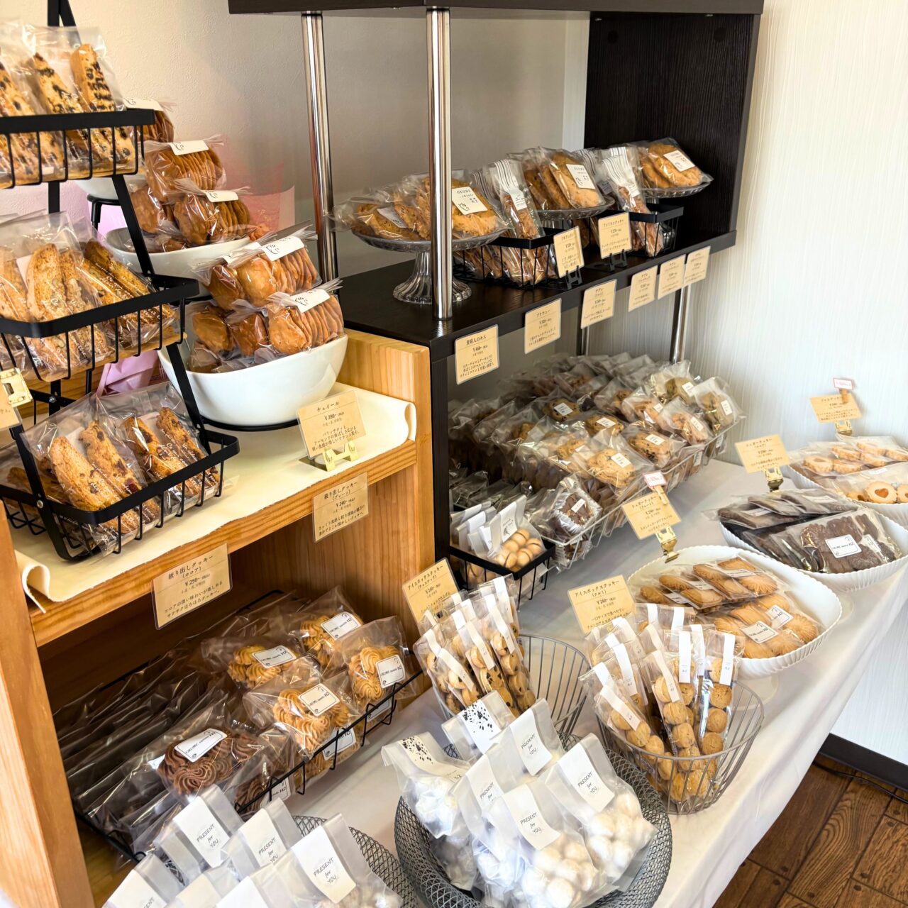 【西条市】「OKOME sweets n2」で小麦アレルギーのシェフが作り出す米粉スイーツを堪能