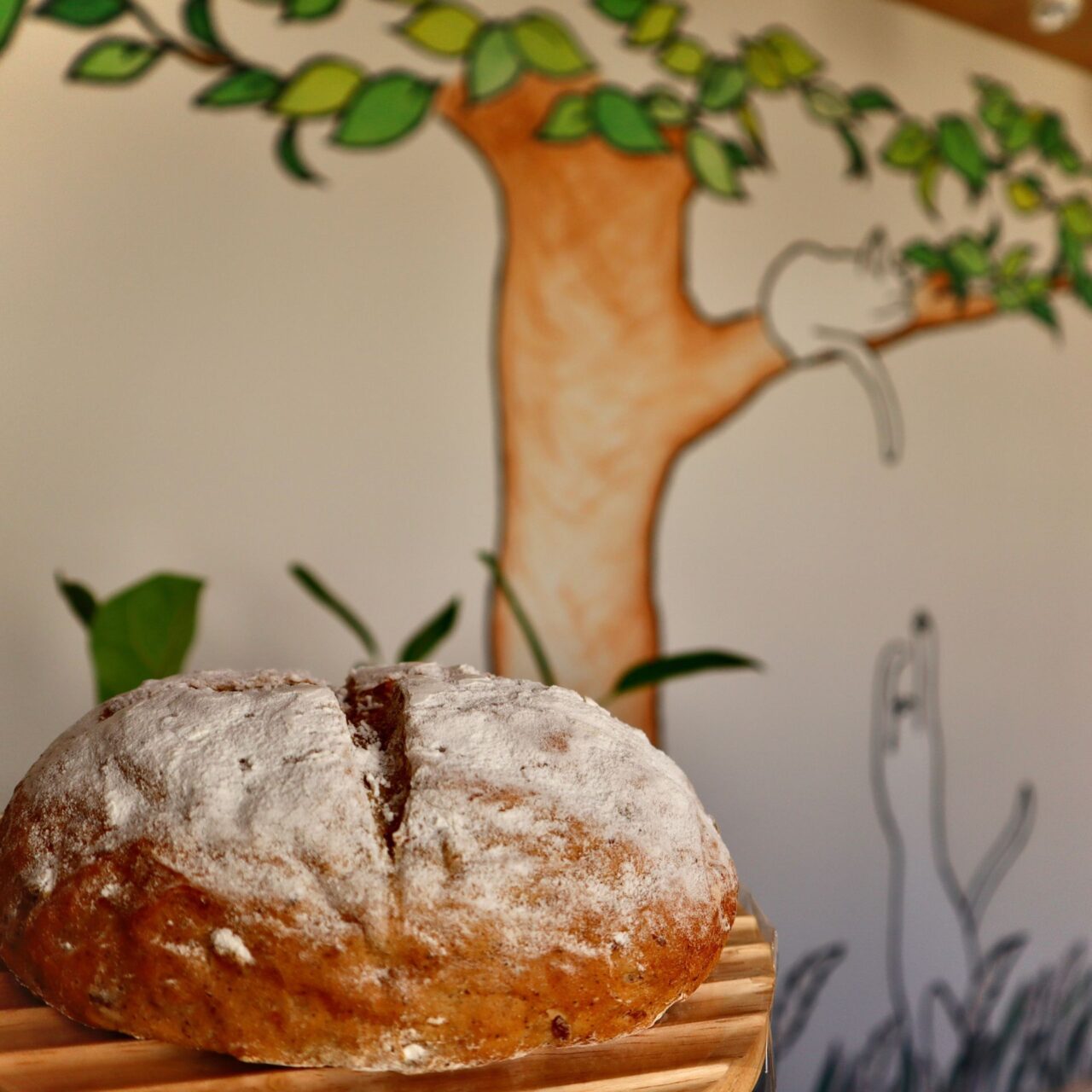 【今治市】新商品紹介! しろねこのパン屋が焼く、春のパン劇場