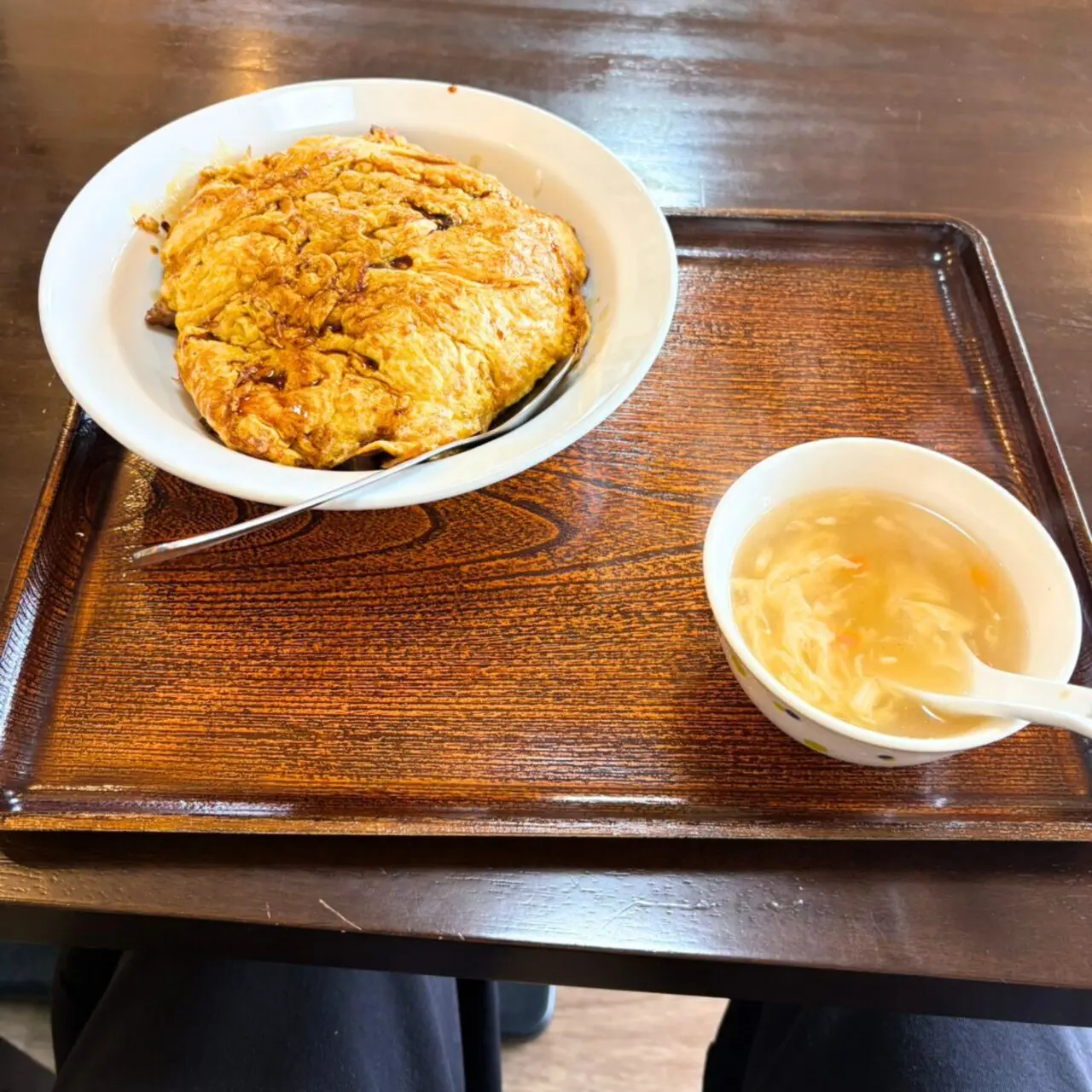 【今治市】オムレツスタイルの焼き豚玉子飯!? テイクアウトもできる「潯陽」の焼き豚玉子丼