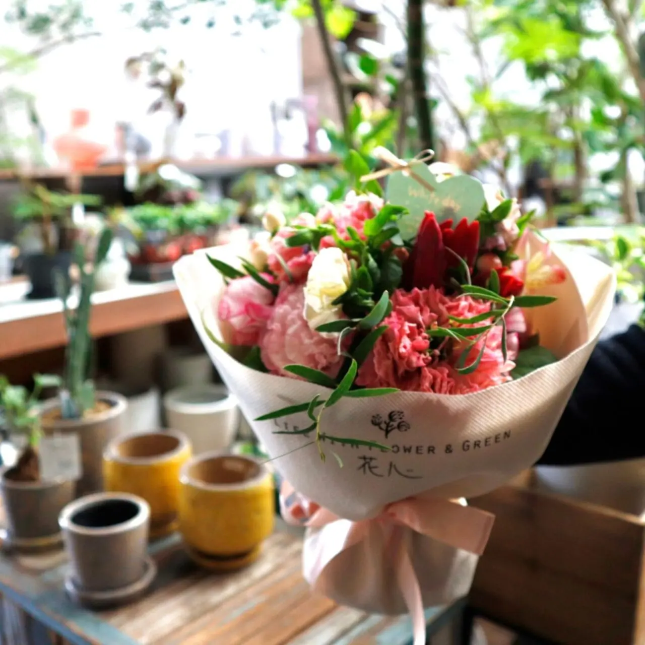 【今治市】「季節の花 花心」2026年ホワイトデー特集。今治で花瓶不要エコブーケ