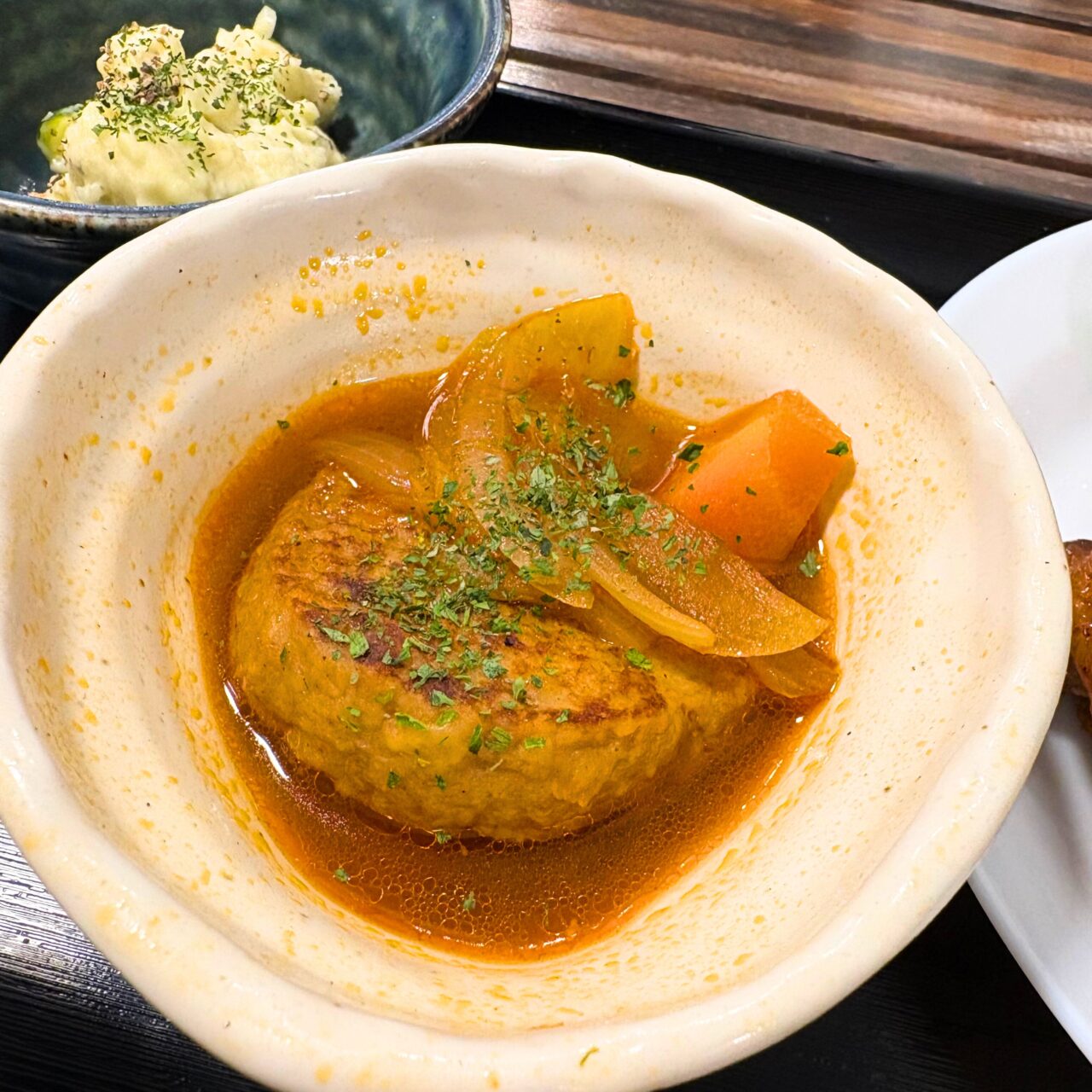 【今治市】美味しいランチが600円! 安価で飲食を提供する「ICHIE」の想い