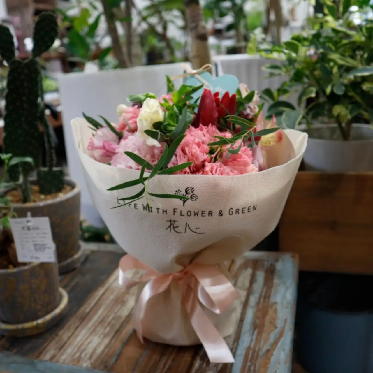 【今治市】「季節の花 花心」2026年ホワイトデー特集。今治で花瓶不要エコブーケ