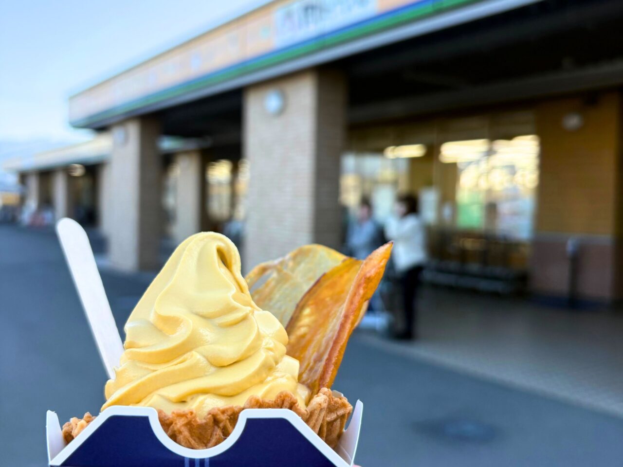 【西条市】高い糖度の贅沢な甘さ! 「周ちゃんまるごとカフェ」の紅はるかソフトはもう食べた?