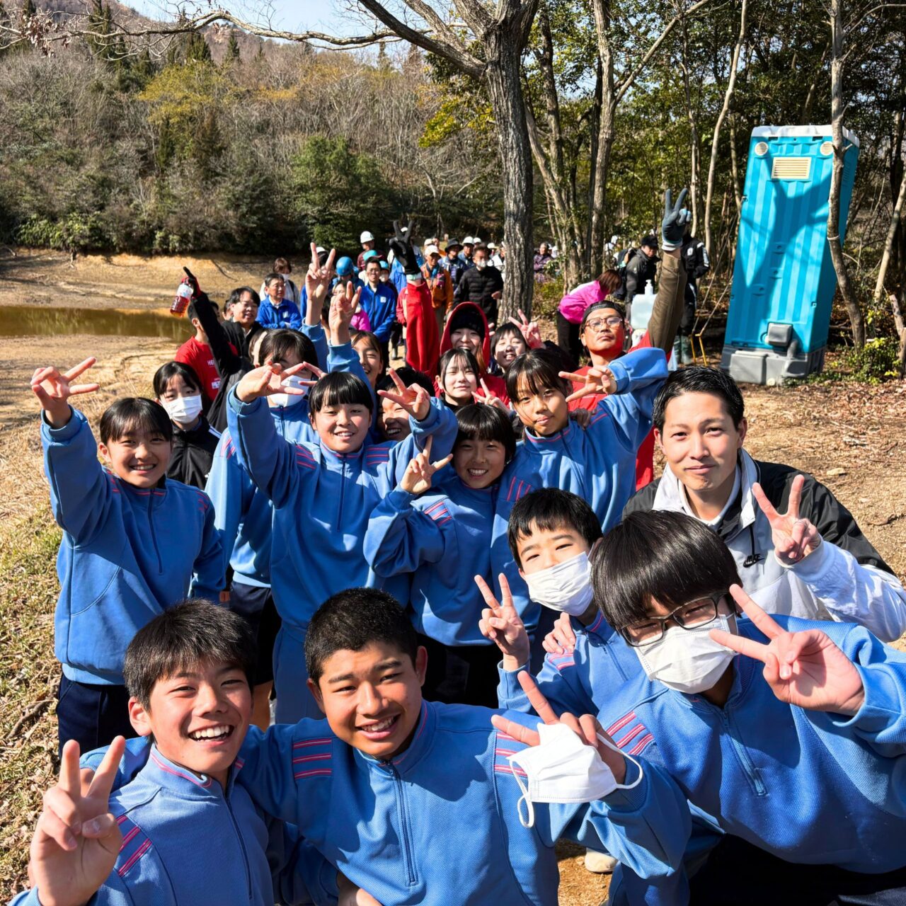 【今治市】朝倉に緑を取り戻そう! 林野火災後の森を取り戻す植樹活動に密着。