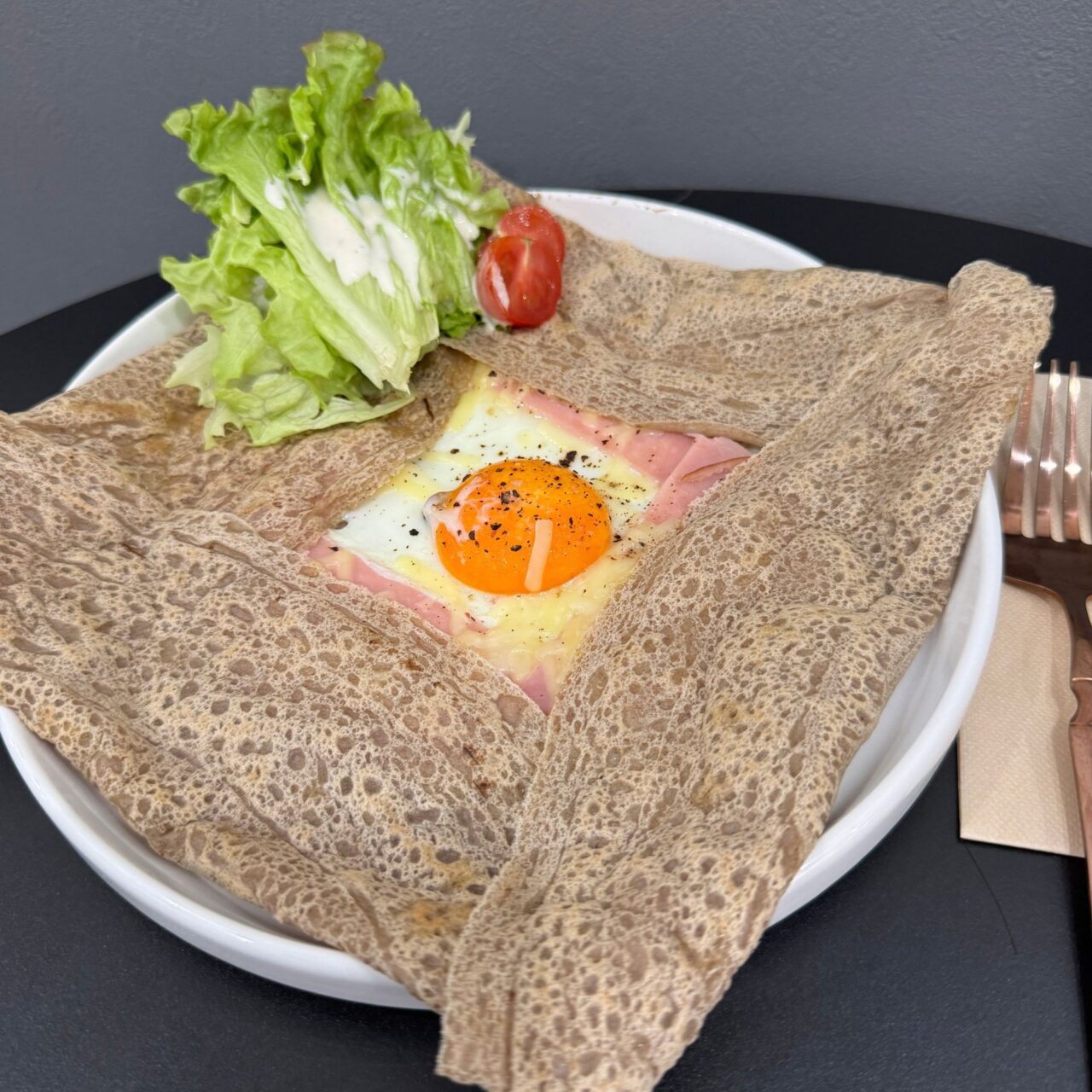 【今治市】La. chande Cie（ラシャンドシエル）ワールドプラザ店 クレープとガレットで広がるカフェ時間