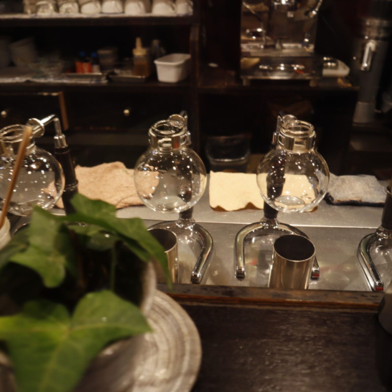 今治市】3月22日閉店。珈琲浪漫パイプのけむりフィナーレ、半世紀の歴史に幕を下ろす