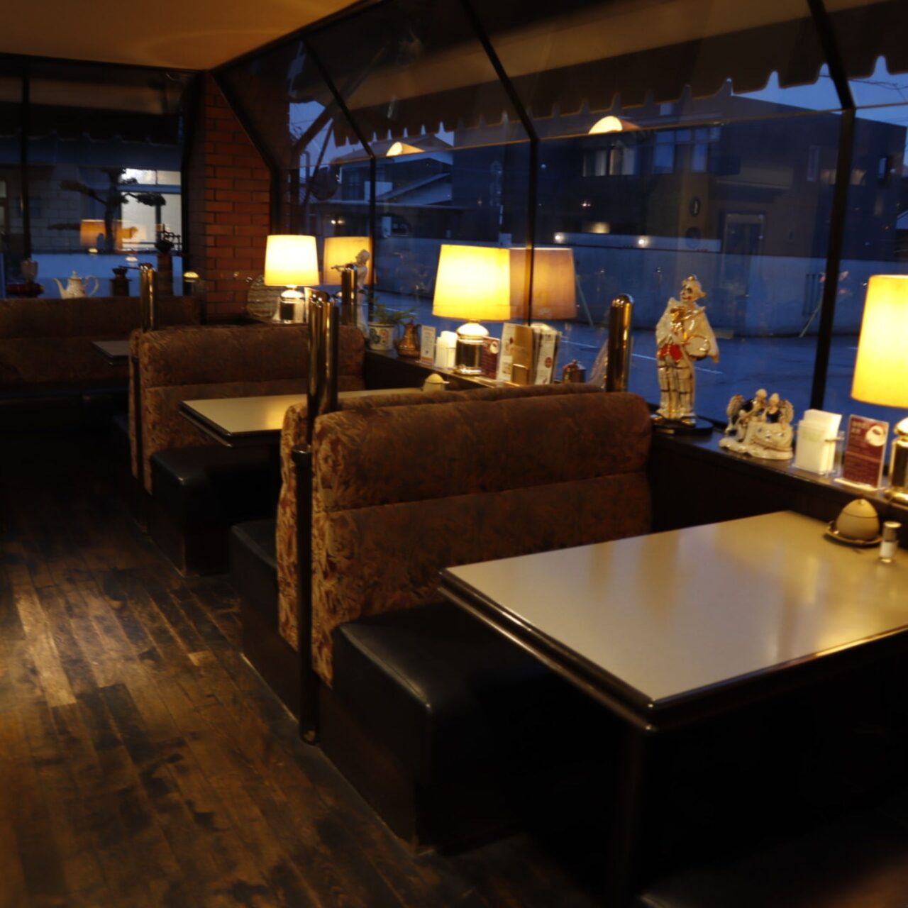 今治市】3月22日閉店。珈琲浪漫パイプのけむりフィナーレ、半世紀の歴史に幕を下ろす