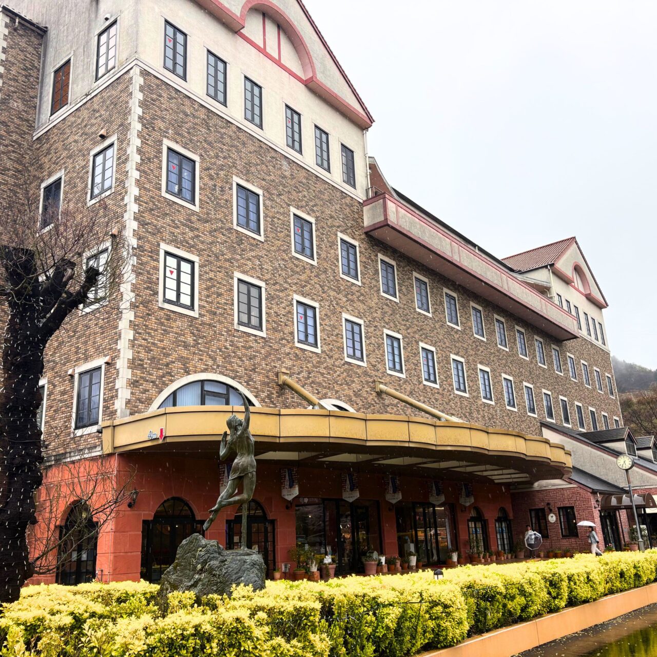 【今治市】1,000名限定でぜんざいが無料配布! タオル美術館で「さくらまつり」が開催されます。