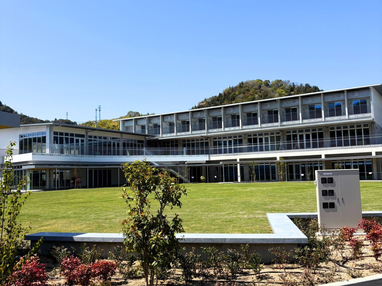 伯方島テラスと芝生