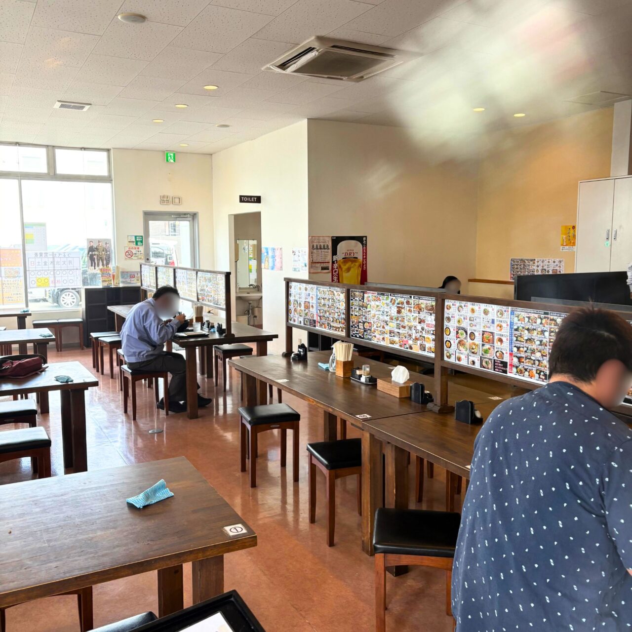 つるべぇーの内装画像