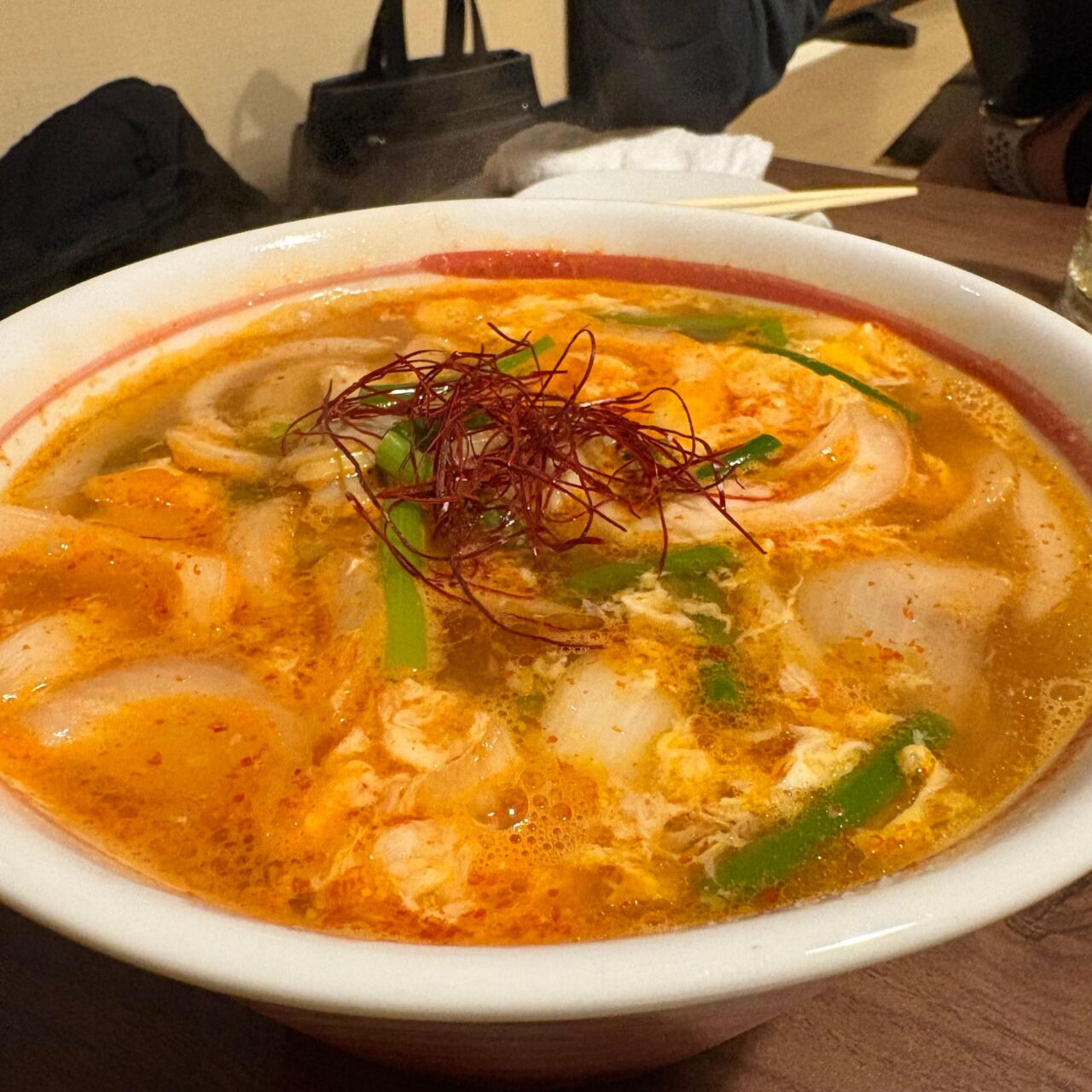 丸起の旨辛ラーメンの実物