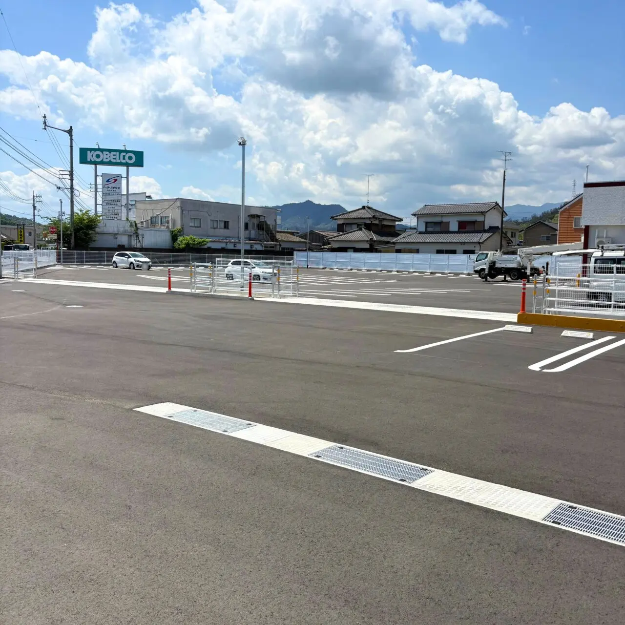 ドラッグストアmac今治桜井店の駐車場