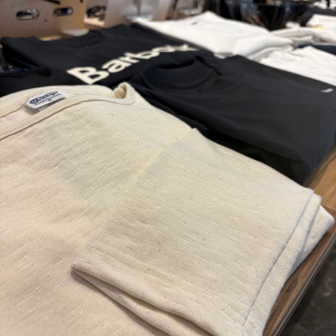 ヘイゲンで販売されているアウトドア用の洋服