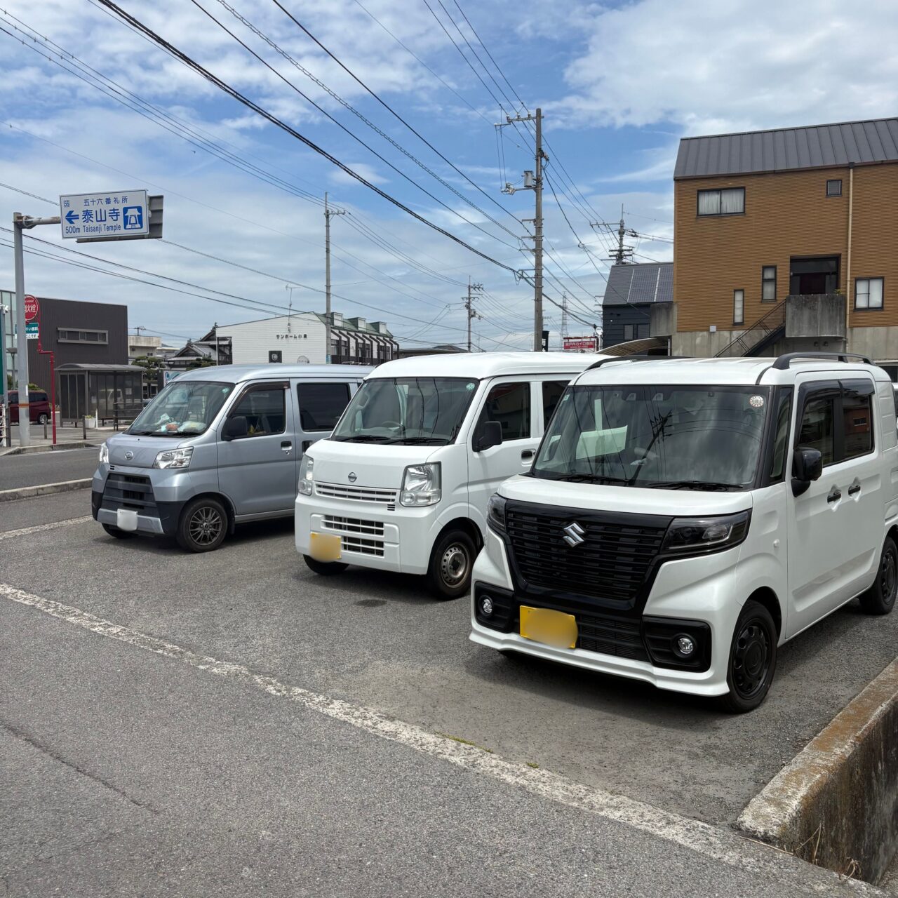 にじいろ食堂の駐車場の様子