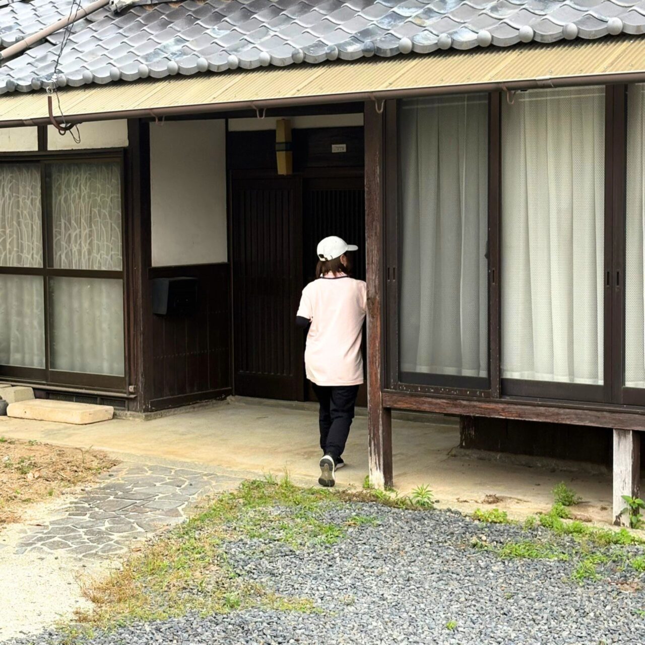 配達に向かう配達スタッフ