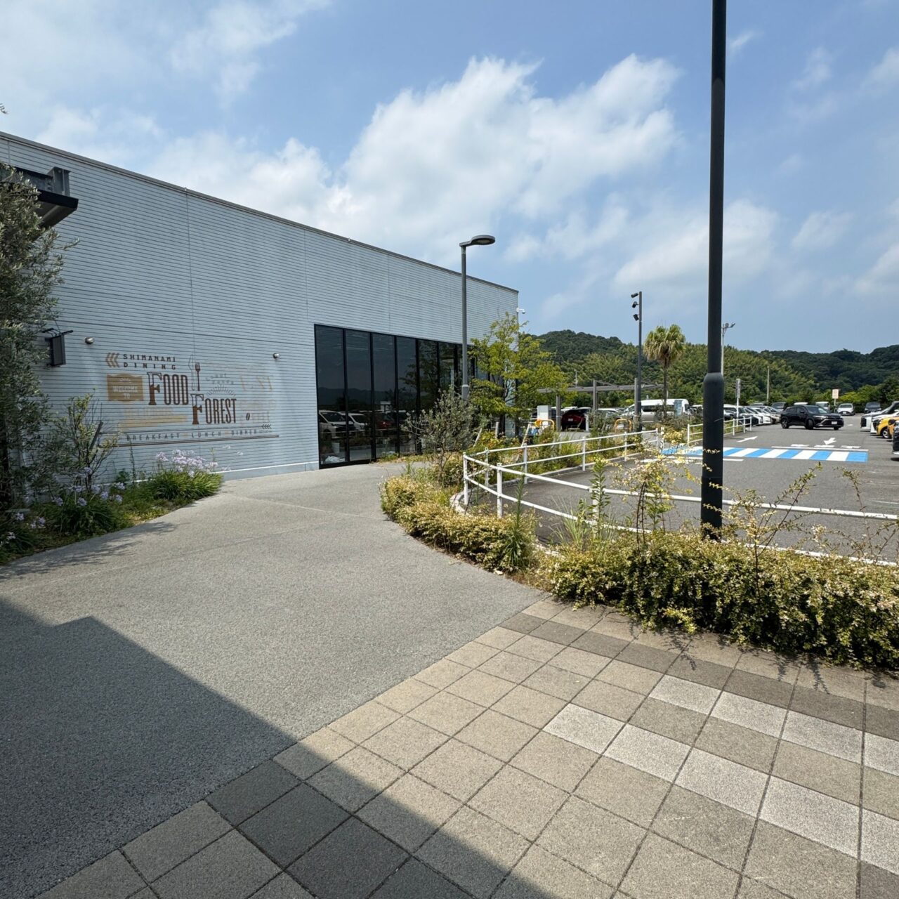 jump one(ジャンプワン)イオンモール今治新都市店の駐車場