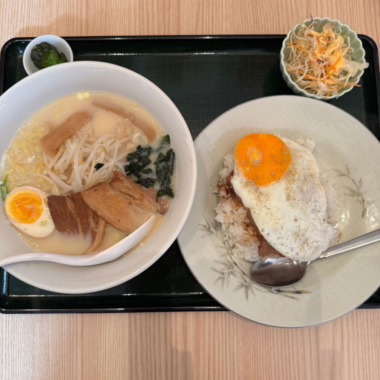 桃仙楼の麵飯セット